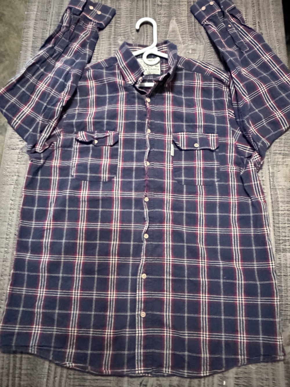 Men's Navy Plaid Button-Down Shirt - Casual Short Sleeve